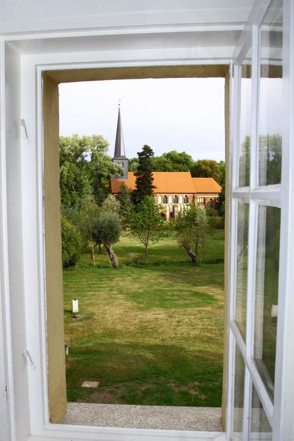 Klosterhotel Marienfließ Stepenitz Exterior foto