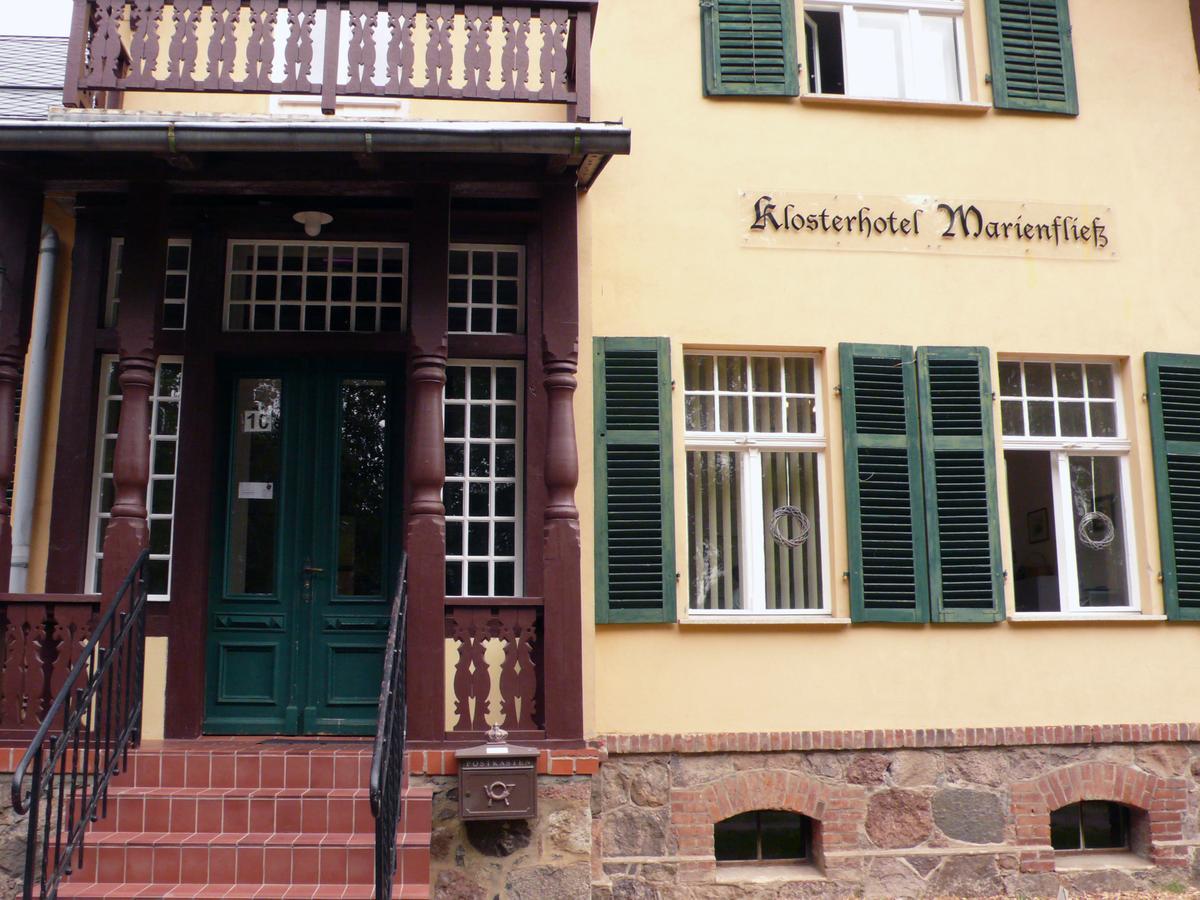 Klosterhotel Marienfließ Stepenitz Exterior foto